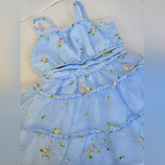 BCBGirls Light Blue Floral Embroidered 5T Girls Dress - Picture 2 of 8
